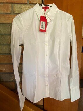 Hugo Boss White Button Down Shirt, US 2,NEW Excellent condition, Never Worn